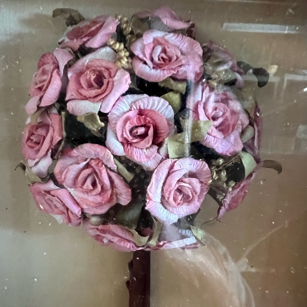 Rose framed artwork - Picture 4 of 5
